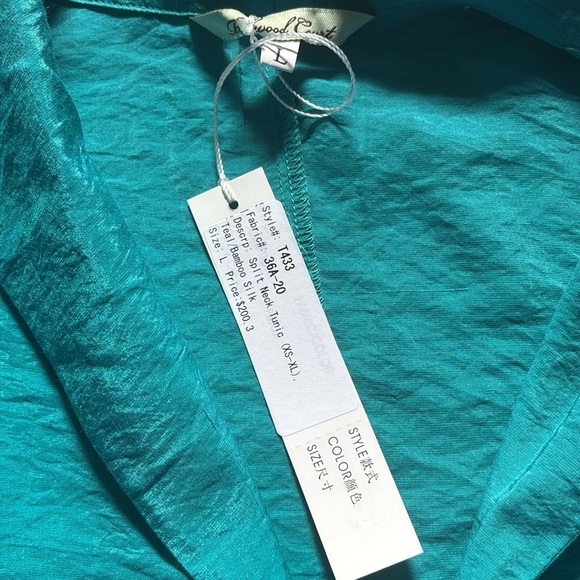 NWT Redwood Court teal blue split neck tunic bamboo silk Top Size L - Picture 3 of 8